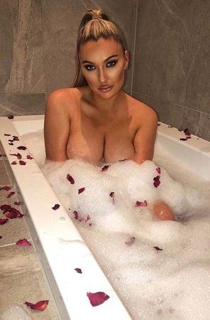 ninawoolley nude