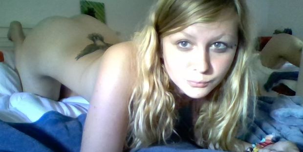 French 19yo slutty Ex Gf with great body and big booty exposed