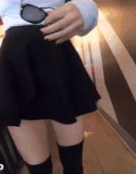 Pussy flash whilst cleaning sunnies