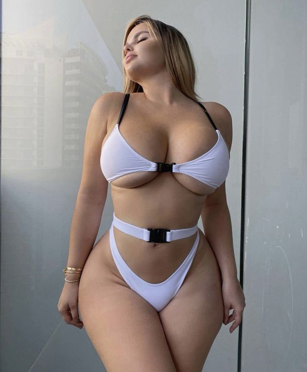 Busty beauty