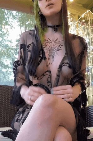 Shy Goth Shows Off