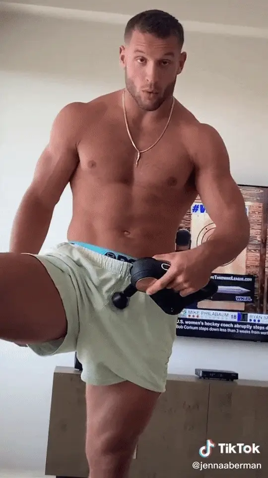 He be doin' a LOT more than going 'oooo' once that bomb gets rockin'