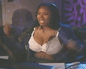 Robin Quivers Shows off her Tits