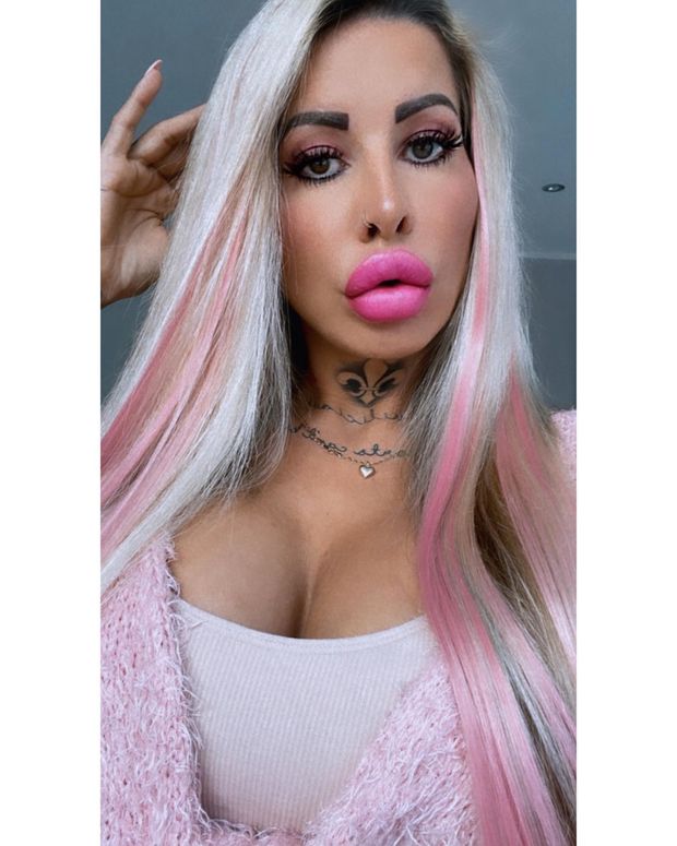 Dick sucking lips