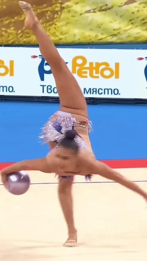 Splits spin with ball