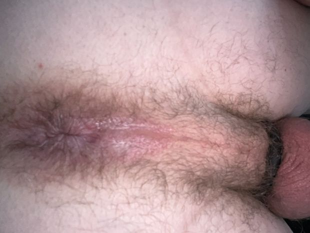 Who wants my tight hole