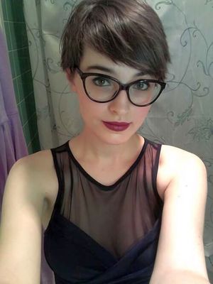 Good quality pictures with an emphases on amateur, innocent, and cute