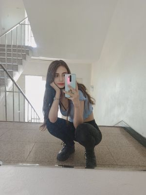 22 yo french swollower teen girlfriend