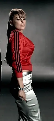 Fergie looking sexy as fucking moving her ass
