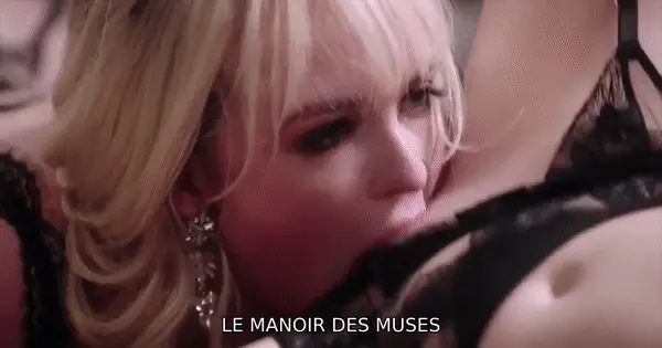 Carole has a date with her sister Catherine to make love