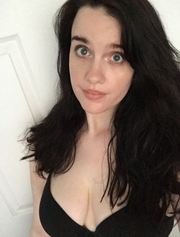 hot selfie