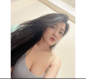 she loves foreign men's penises