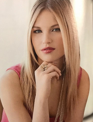 CHRISTINA EENIGENBURG PIC #3!