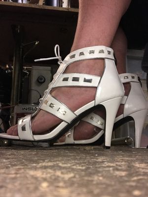 Getting my Fem On in my sexy new Heels
