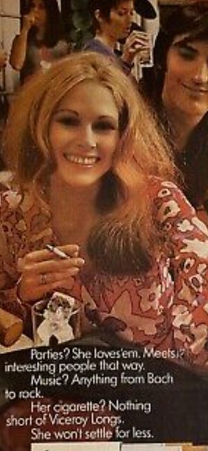 HARD DICKS? SHE LOVES EM. BE*TS SOME INTERESTING MEAT THAT WAY!❤️