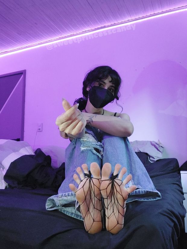 @bigfeetprincess