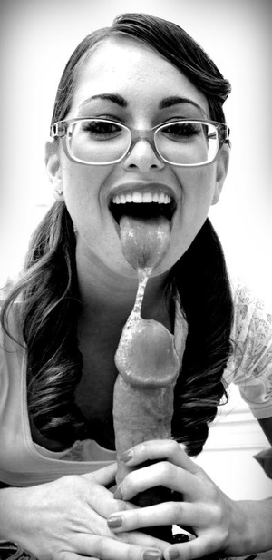 Riley sloppy blowjob