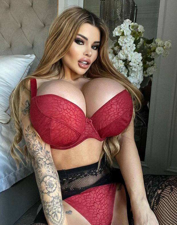 Rubia tetona