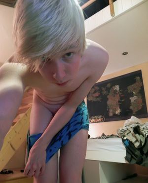 sweet blondie in blue