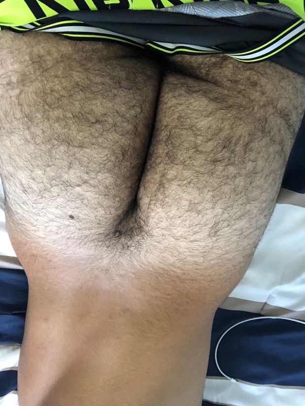 Hairy man ass