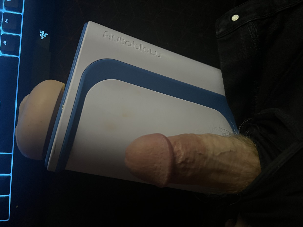 Anyone want a tribute while I use my autoblow 2?