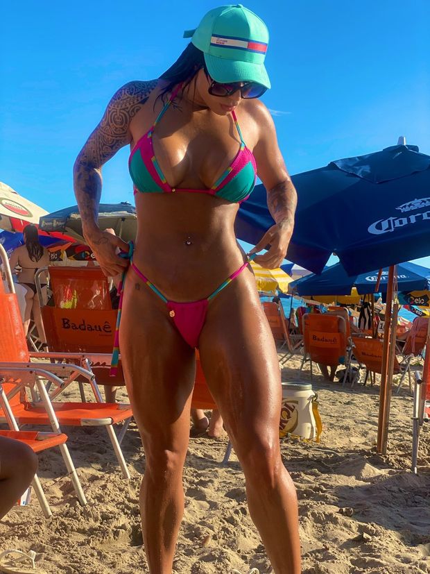 Jully Oliveira