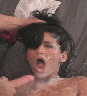 Absurd cum spray on beautiful woman