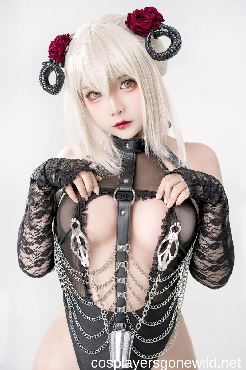 Sayo Momo - Saber Alter the devil