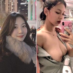 She LOVES Taking Nude Pics of Herself