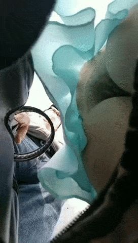 @upskirt