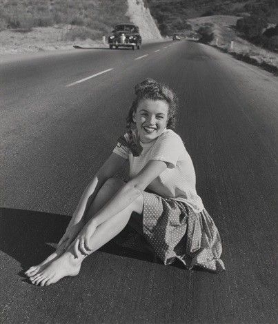 Marilyn Monroe, 1945