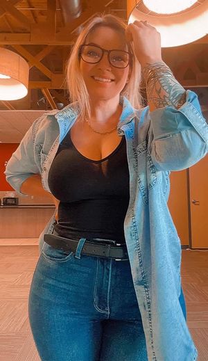 Karlee said: Stfu sissy faggot eat your daily cum dose