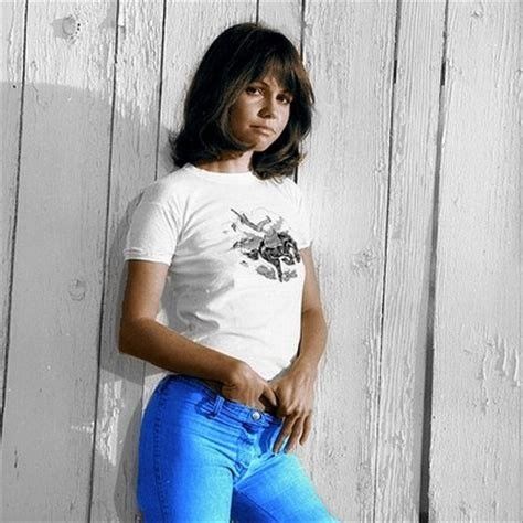 Sally Field, sexy 07. That’s how you rock a pair of jeans.