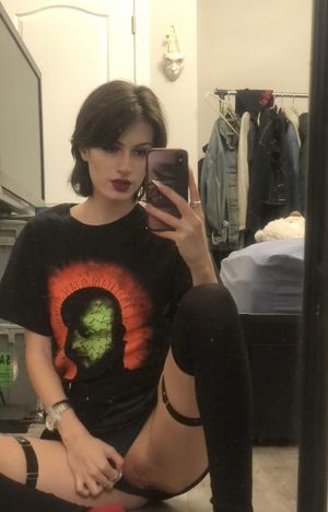 Alt beauty goodcatholicgrrl • Val Datura 1