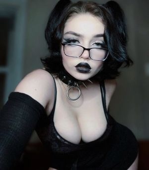 Queen Nephilim Alt Beauty 17