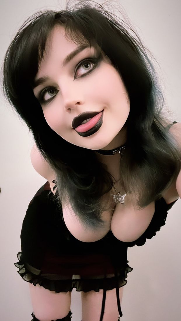 Queen Nephilim Alt Beauty 19