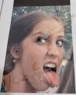 Cumtribute teen with tongue out