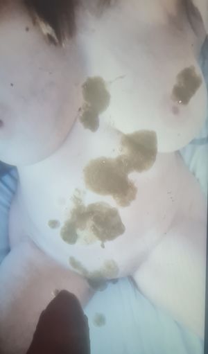 Blowing a huge load across @ettibaby's tits, stomach and pussy.