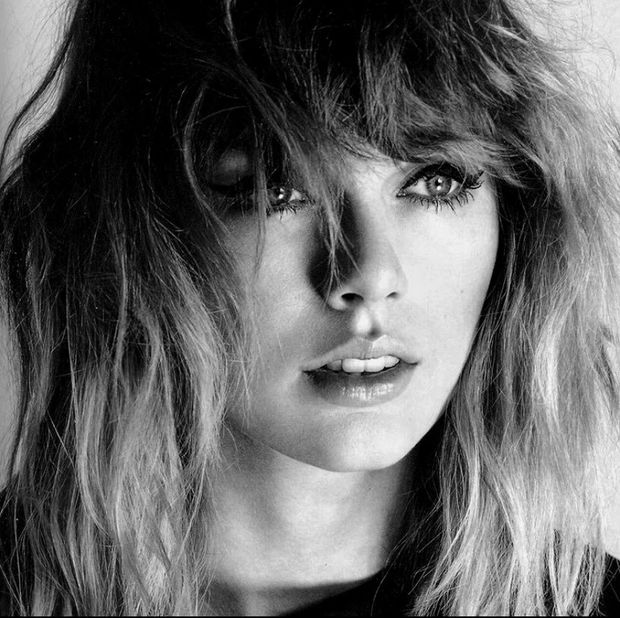 Taylor Black & White