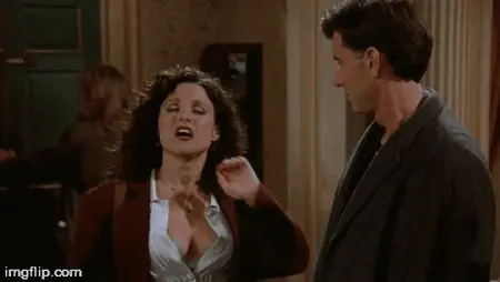 Julia’s cleavage 05