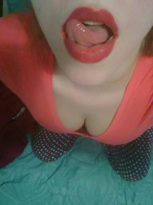 hard not to cover her in cum