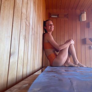 Brie Larson in Sauna 2022 III