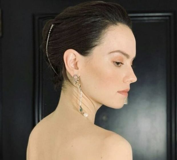 Sexy Daisy Ridley
