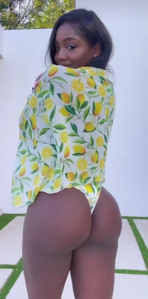 Ellie Mae lemon ass looking at you