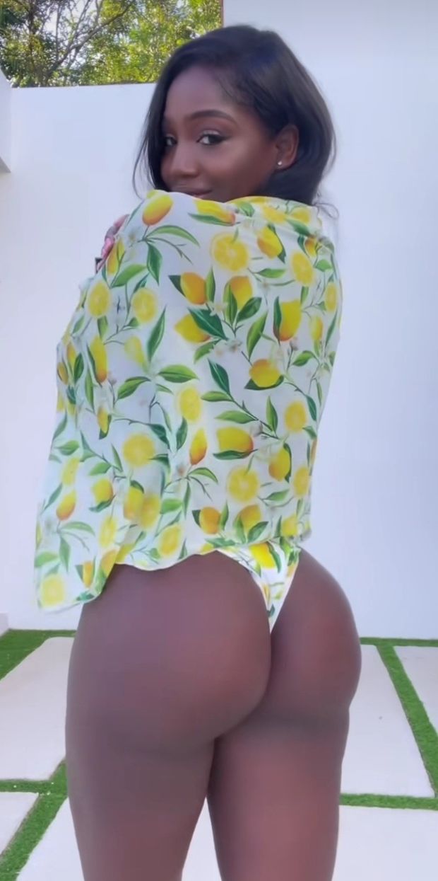 Ellie Mae lemon ass looking at you