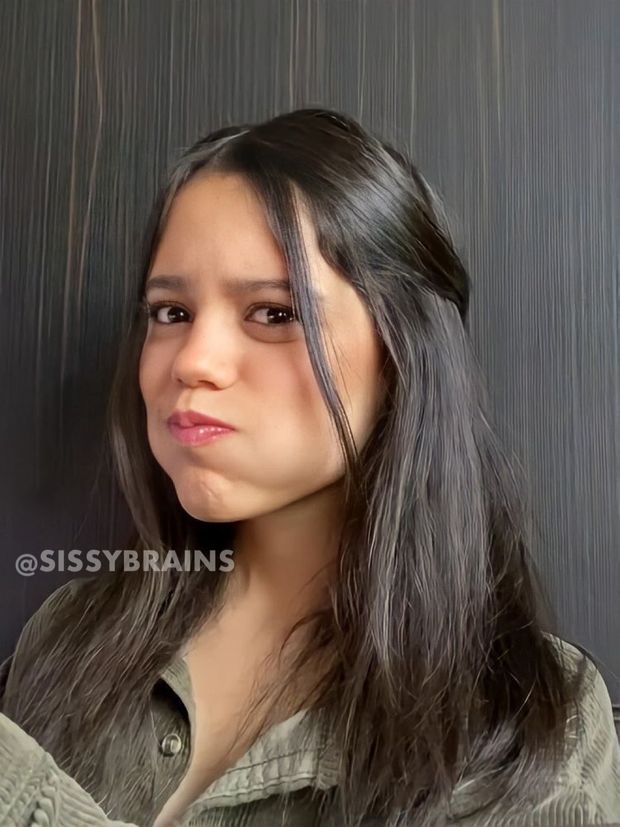 Jenna Ortega no pensó que tenías tanta leche para ella