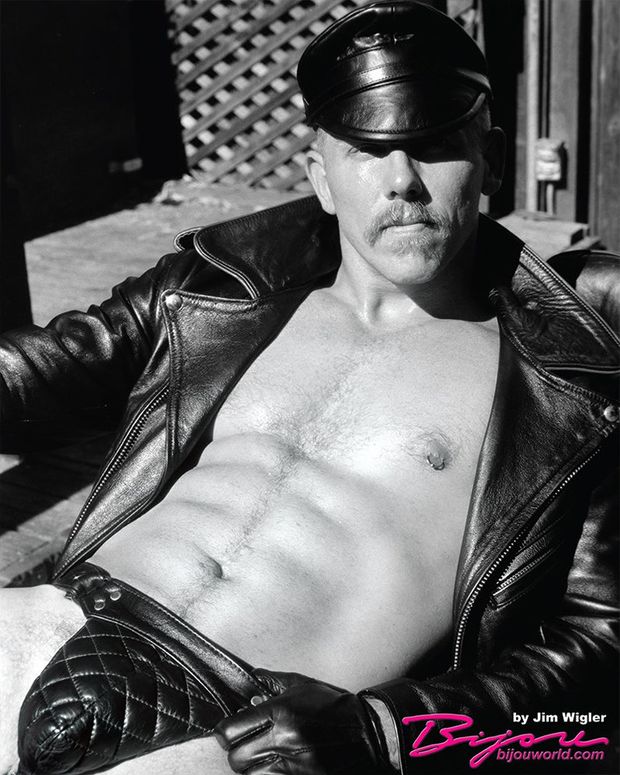leatherBijou