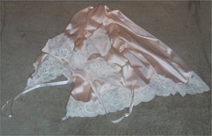 My Lacy Size 36 Vanity Fair Jentell "Lace Piquant" Silky Soft Full Slip!