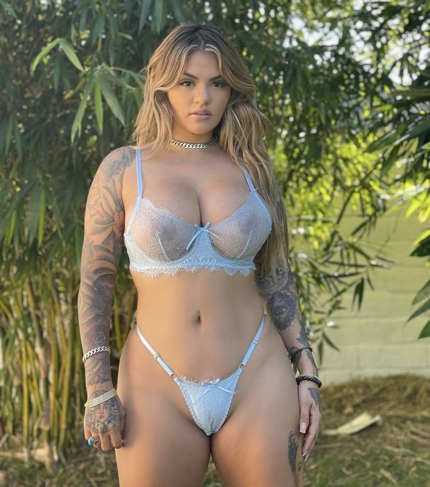Curvy outdoor lingerie Latina beauty