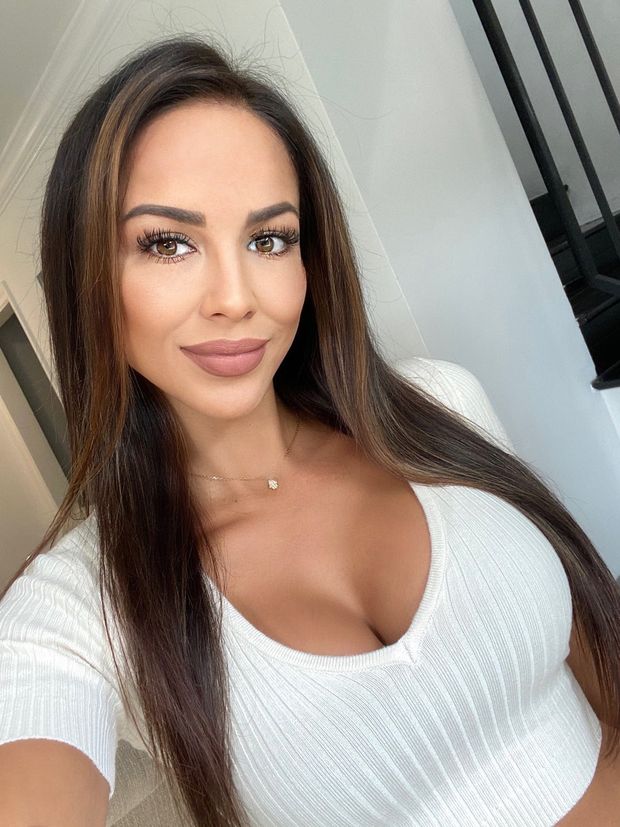 Brunette Beauty